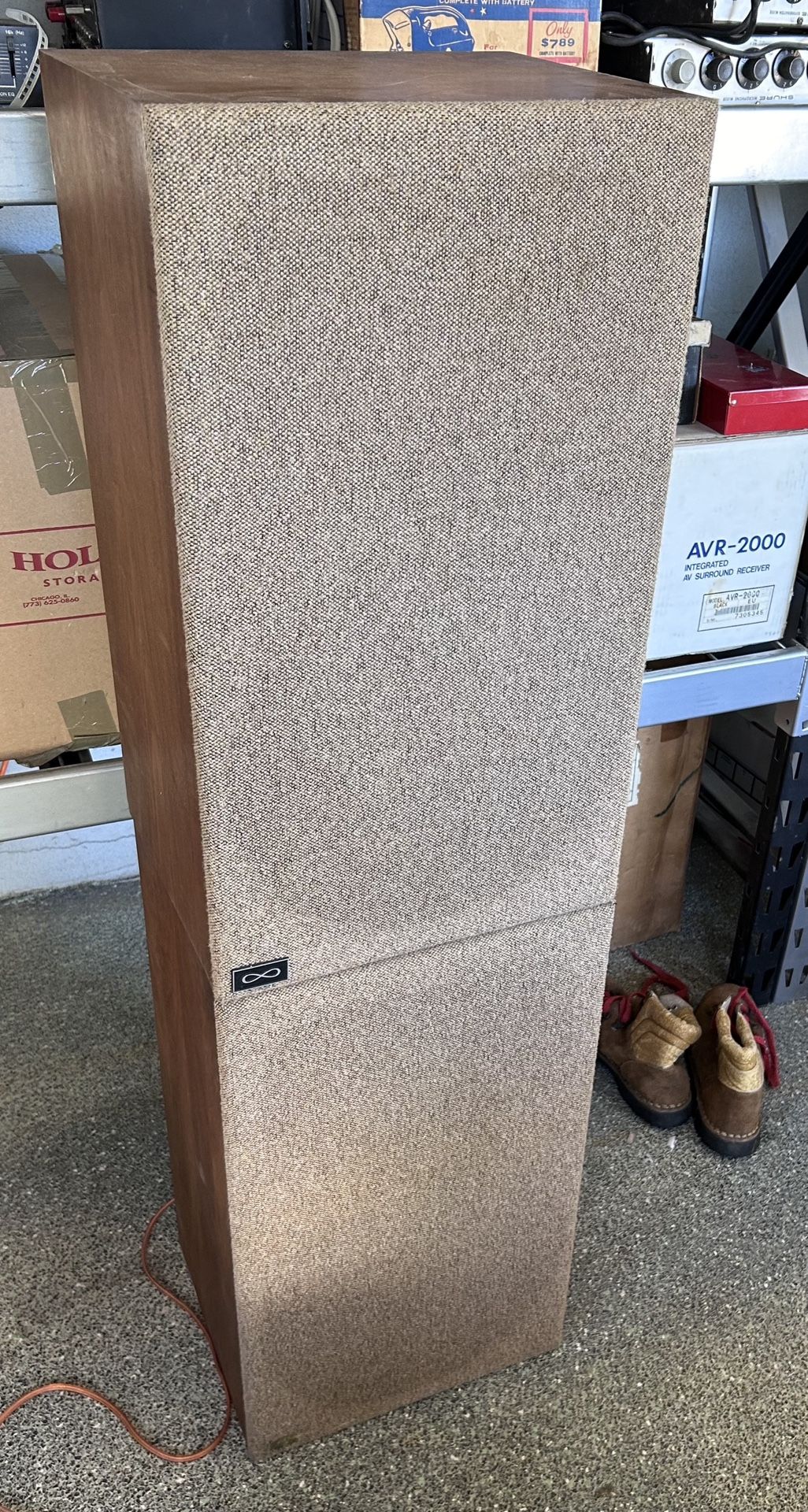 Vintage Infinity Speakers 4000