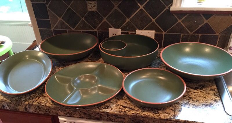 WSP CASA VERDE Terra Cotta Tableware set