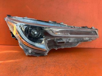 2020 2021 2022 Toyota Corolla Right Passenger Side LED Headlight OEM