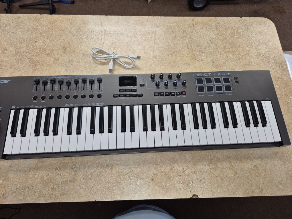 Nektar Impact LX61+ USB And Midi Controller Keyboard
