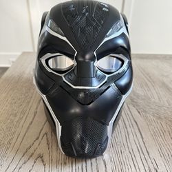 Marvel Legends - Black Panther is Helmet