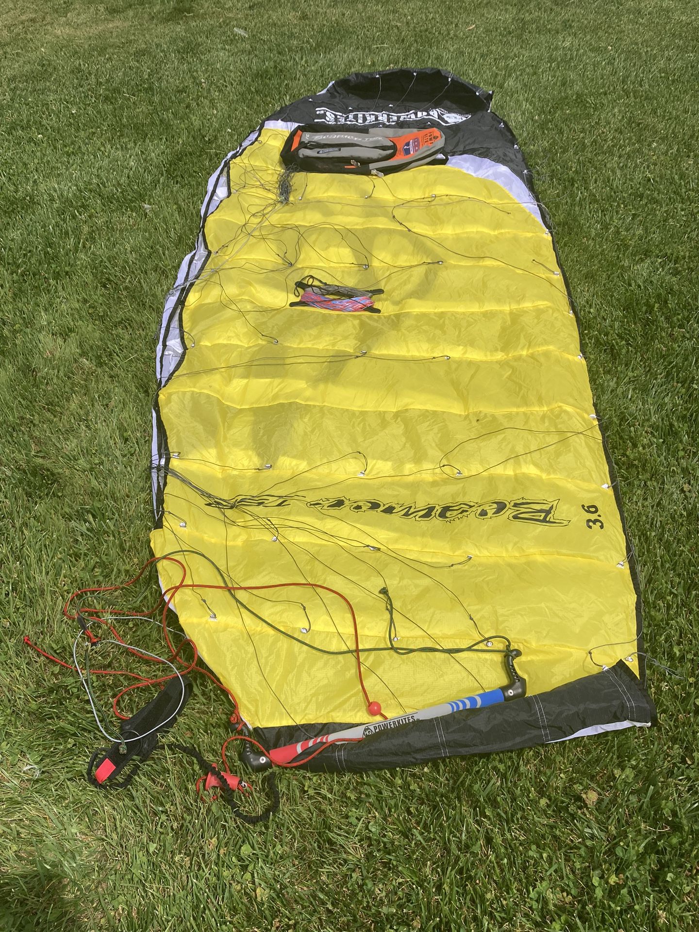 HQ Beamer 3.6 Trainer Kite