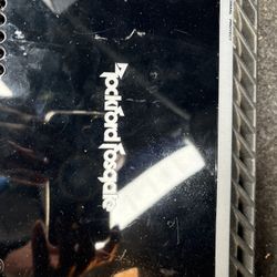 Rockford Fosgate Amp