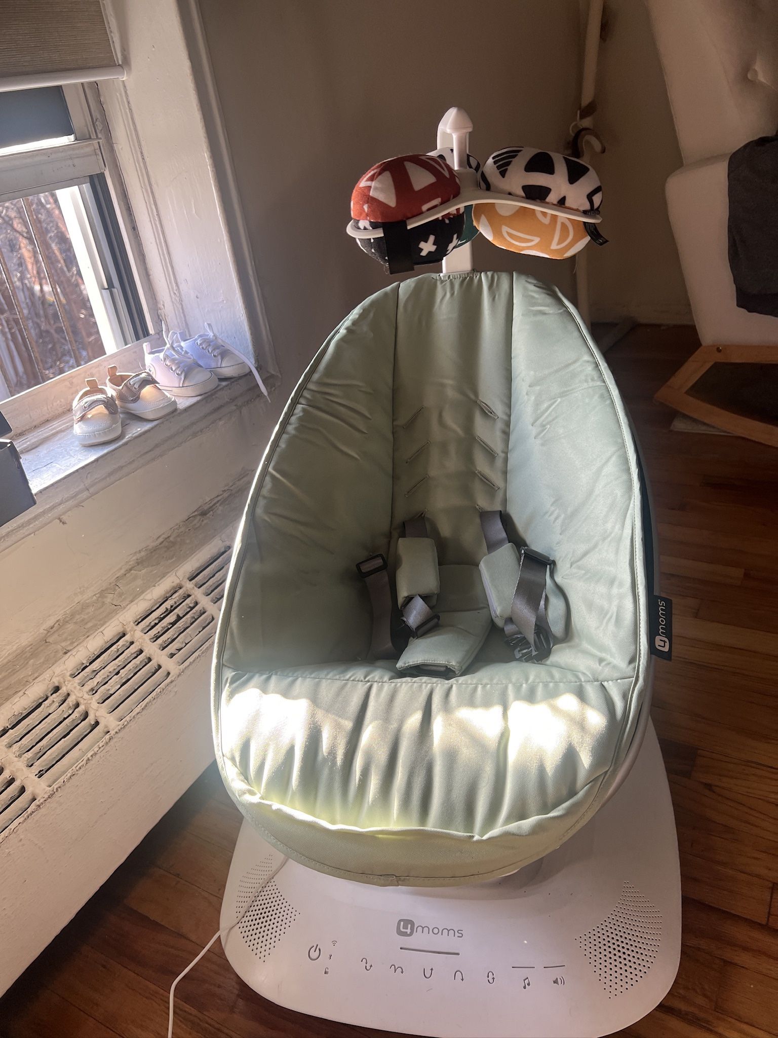 Mamaroo Baby Swing 