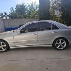2006 Mercedes-Benz C-Class