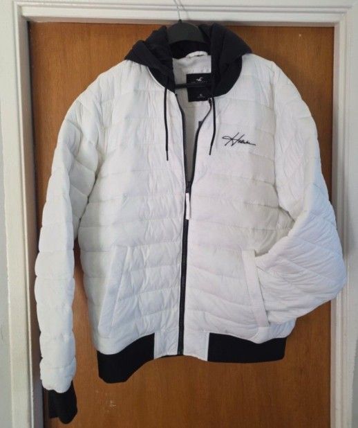 Men's Vintage Hollister Quilted White Puffer
Jacket XL Hoodie