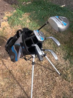 Wilson Golf Club Set with Stand Bag