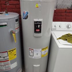 Electric 40 Gallon Water Heater Working Great Condition