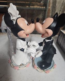 Mickey & Minnie Bride & Groom Bobbleheads -- Black Friday Deal!!