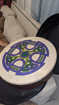 Waltons 18-Inch-Brosna-Bodhran W/Case