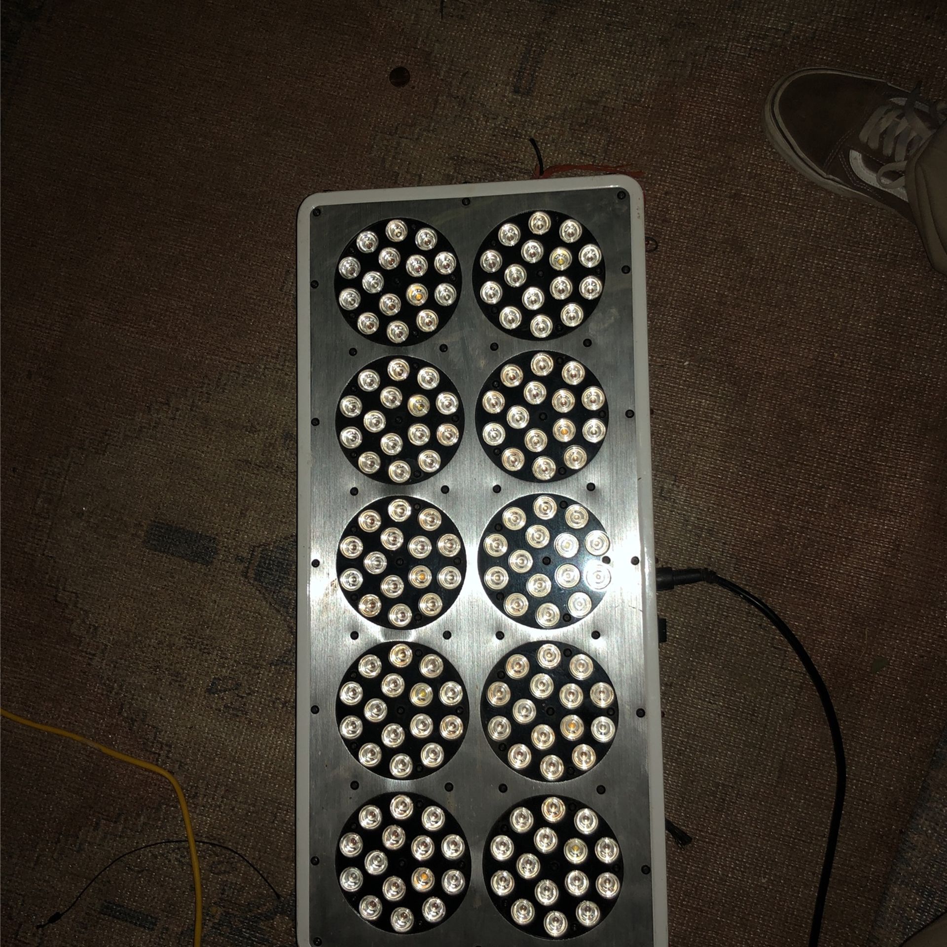 Go GROW plant Light 