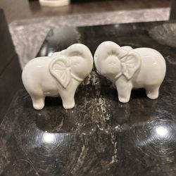 Kissing Elephant Salt And Pepper Shakers