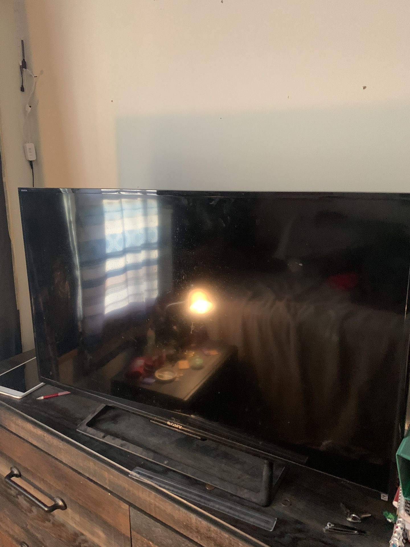35.5 in. Sony TV