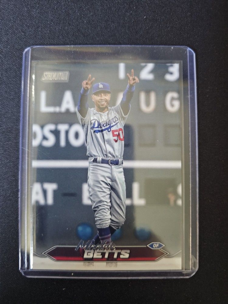 Mookie Betts Baseball Card