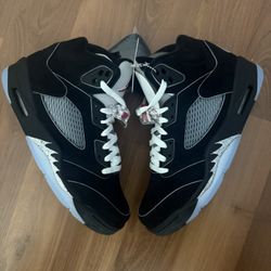 Jordan 5 Black Metallic Sz8.5