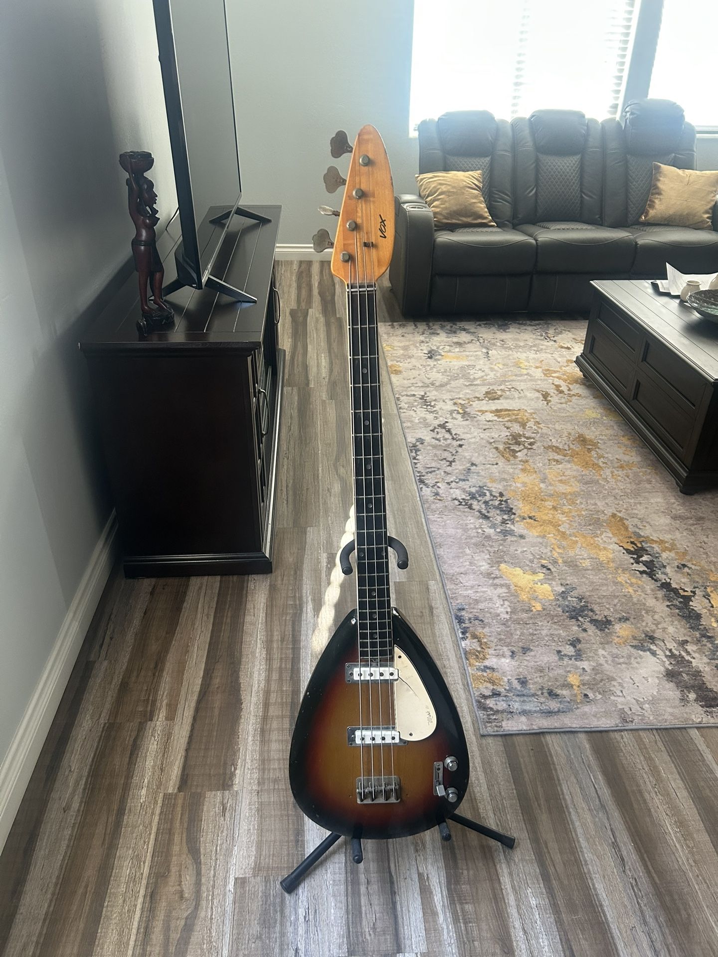 1960’s Vox Mark IV Teardrop Bass