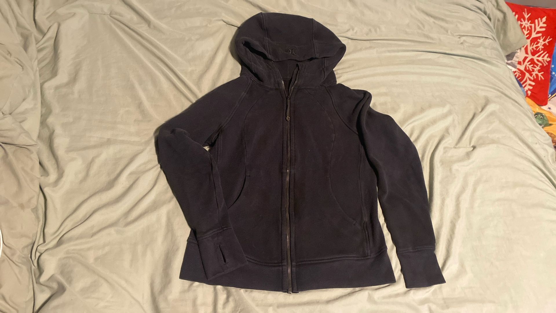 Lululemon Black Ladies Zip-up Hoodie