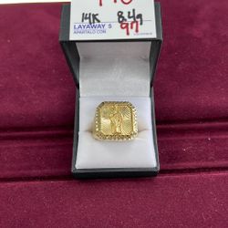 14K Gold Religious Ring Size 10.5 :  8.4 Grams 