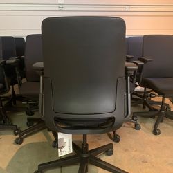 Steelcase Amia GUARANTEED to be better than the Herman Miller Aeron