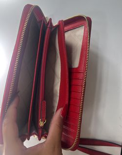 Michael Kors Jet Set Travel Leather Continental Wallet - Red 