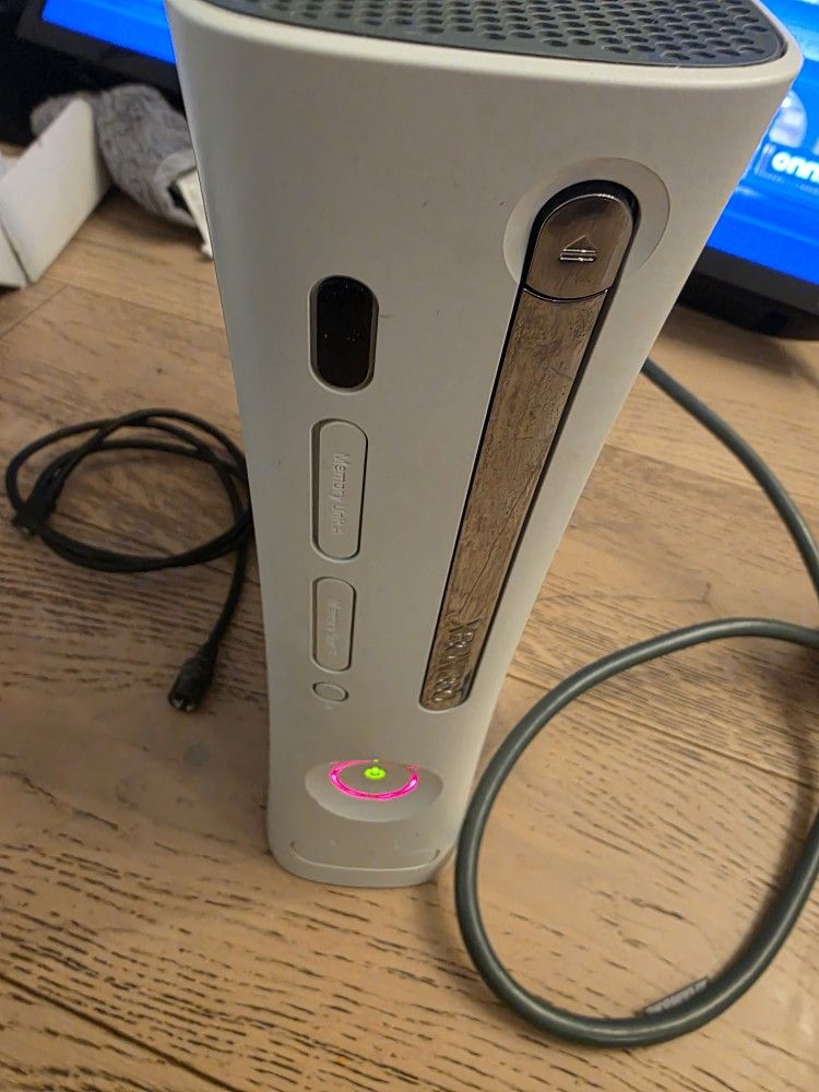XBOX 360 With Box RROD Please Read