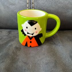New Without Package Lang Small Mini Mug Cup Halloween Green Dracula Decoration