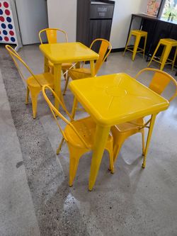 2 x 2 outdoor chairs