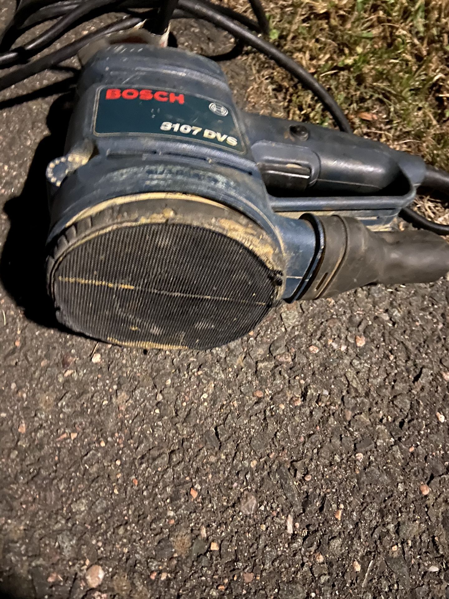 Bosch 3107 DVS sander