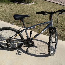 Boys Roadmaster Bike