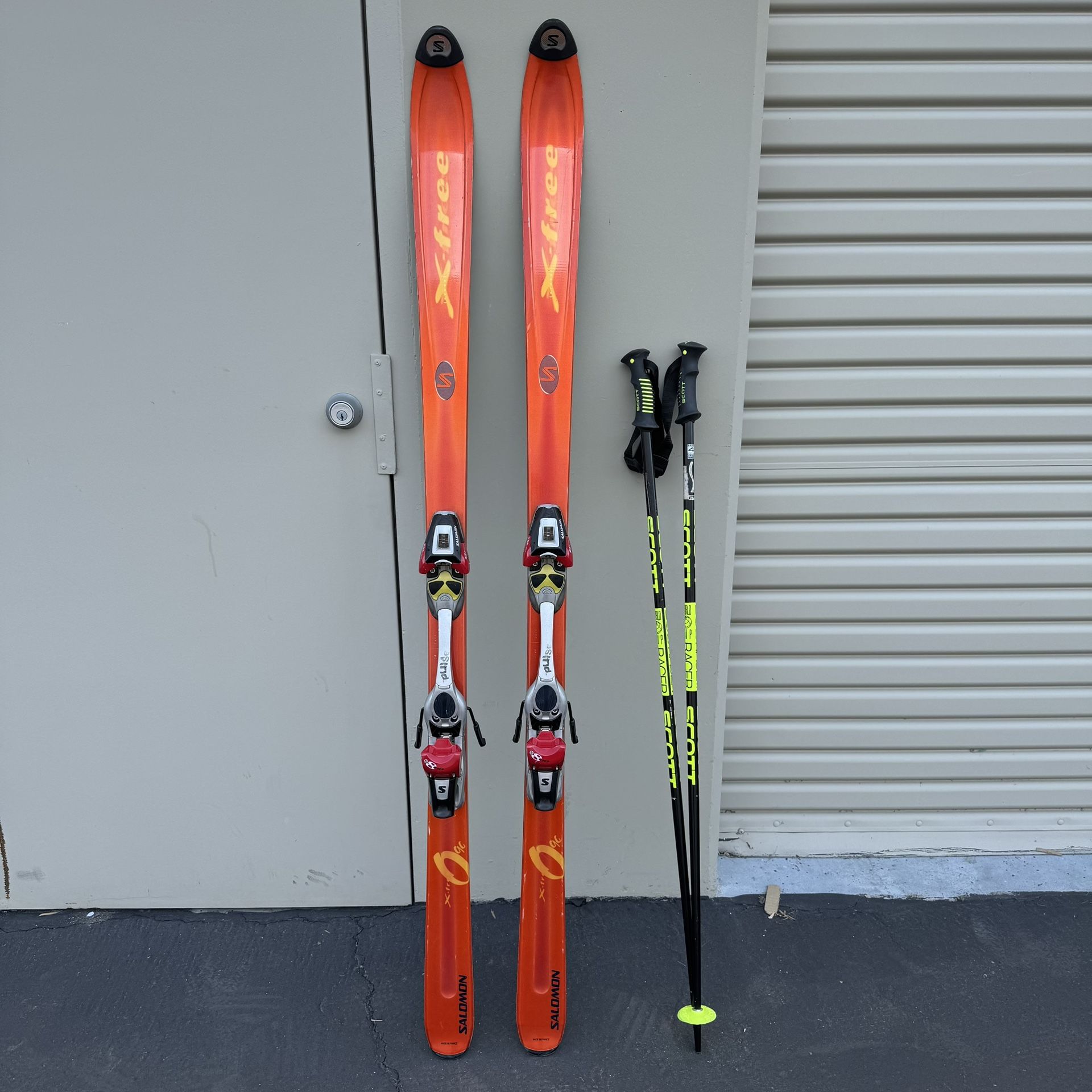 Salomon X-Free Cross 08 164cm All Mountain Skis and Scott Ski Poles Good Condition
