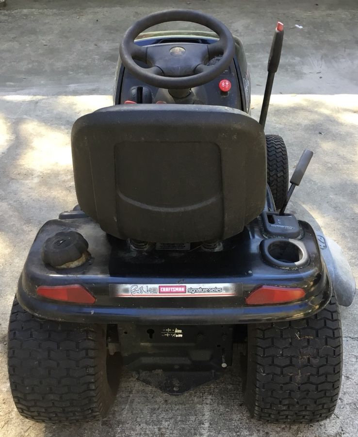 Bob Vila Craftsman Signature Series DYT 4000 V Twin 42 inch cut