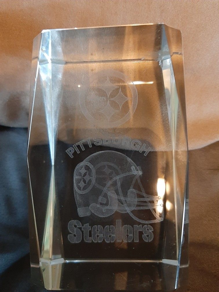 Steelers 3in Glass Paper Weight 