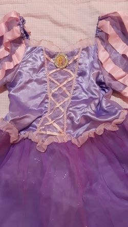 Rapunzel costume 7/8