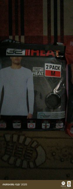 32 Degrees Heat Men's Thermal Shirts 2-Pack Medium