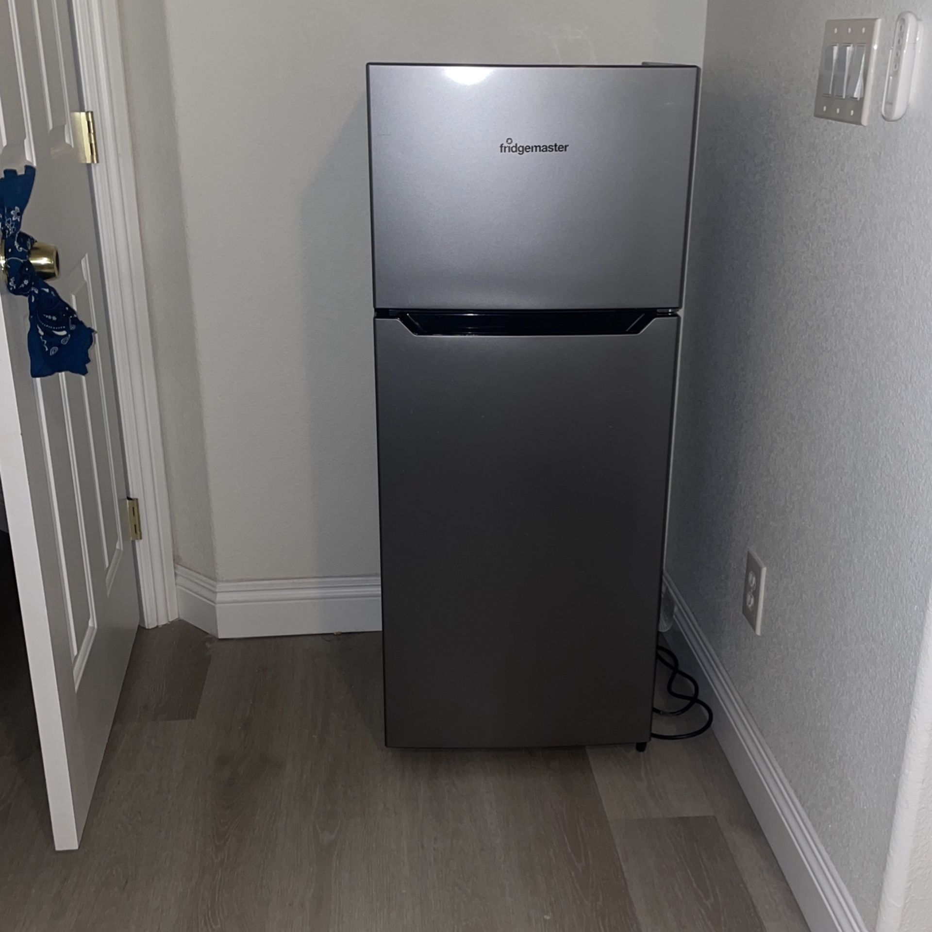 Midi Fridge