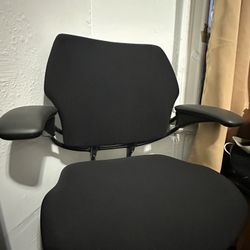 Chair/ Computer Chair Gaming Chair. HumanScale