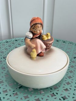 Vintage Goebel M.I. Hummel Germany entitled “CHICK GIRL” Candy Dish