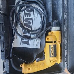 Drill Dewalt D21008 Great used condition 