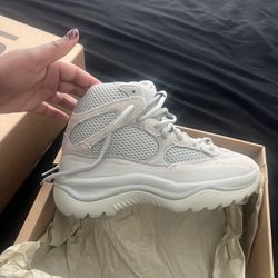 Yeezy Boots 