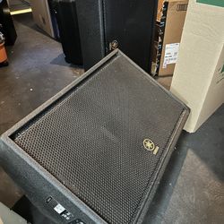 Yamaha CM15V Speakers (Pair)