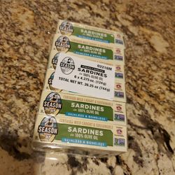 WILD CAUGHT CERTIFIED SKINLESS & BONELESS SARDINES!