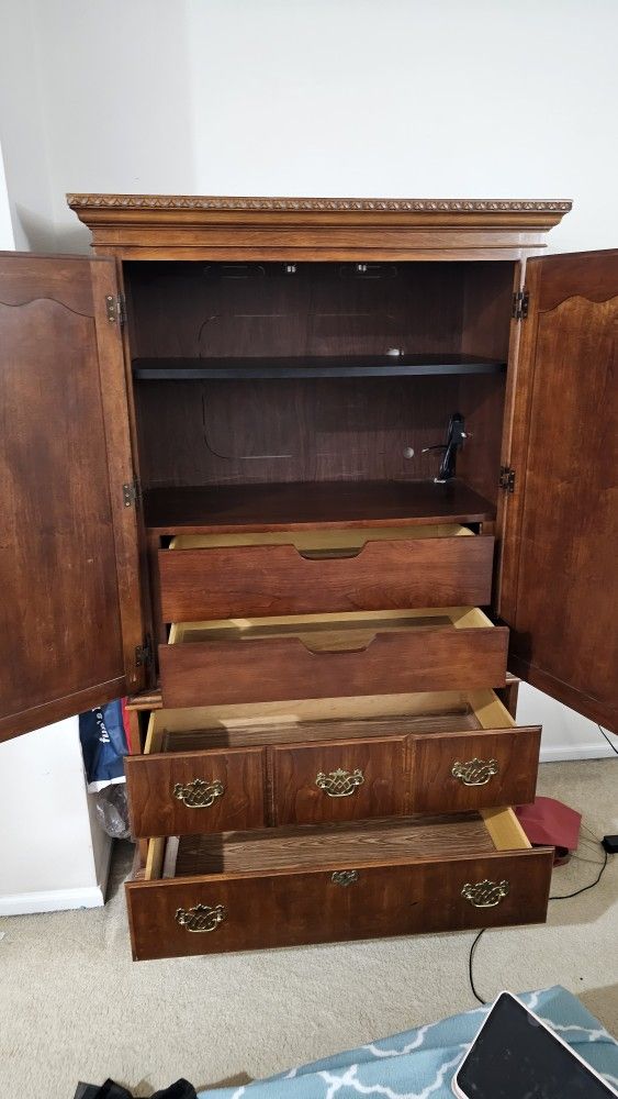 Armoire