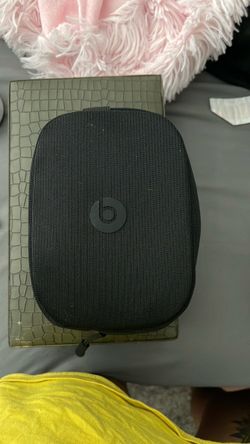 Beats practically new