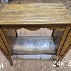 Antique Maple Accent Table