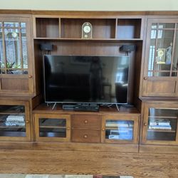 Ethan Allen 7-pc Entertainment Center