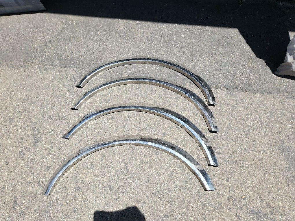1979-83 280 Z X Chrome Wheel Trim