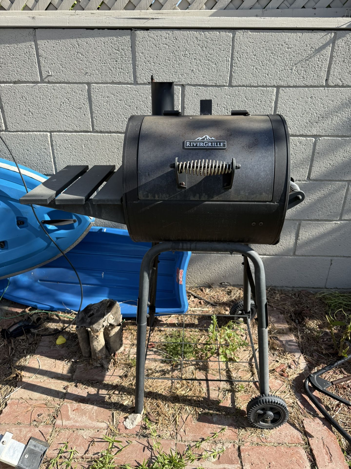 Rivergrille Charcoal Grill Outdoor BBQ Grill, With Side Table