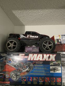 E-Maxx RC