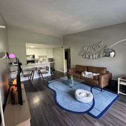 1 BD/1BA AVAILABLE FOR LEASE TAKEOVER ASAP!