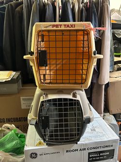 Dog & cat  crate
